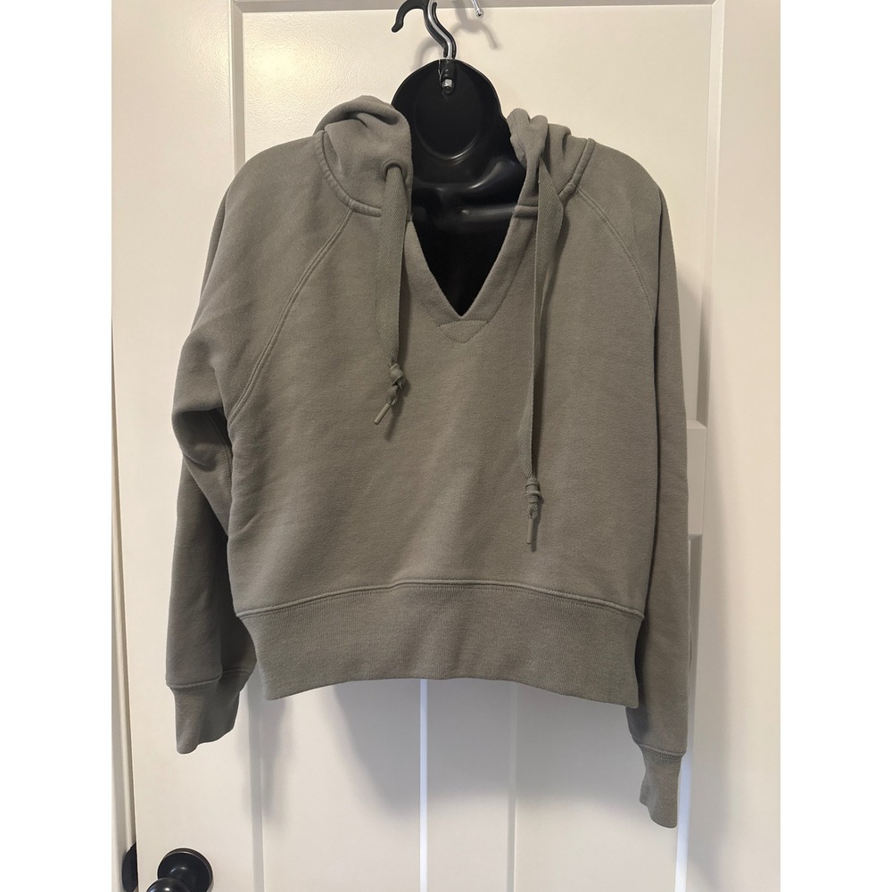 Ultra Flirt V-Neck Hoodie Cropped Pullover Sweatshirt Casual Athleisure M